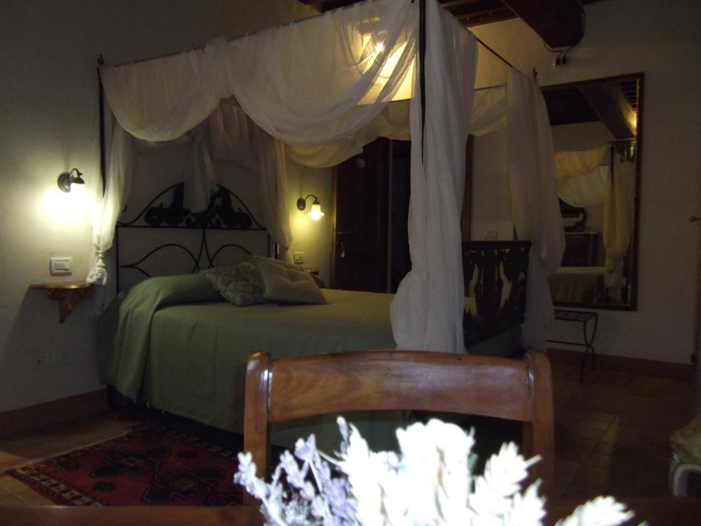 Penzion L'Arcadia Pietrasanta Pokoj fotografie